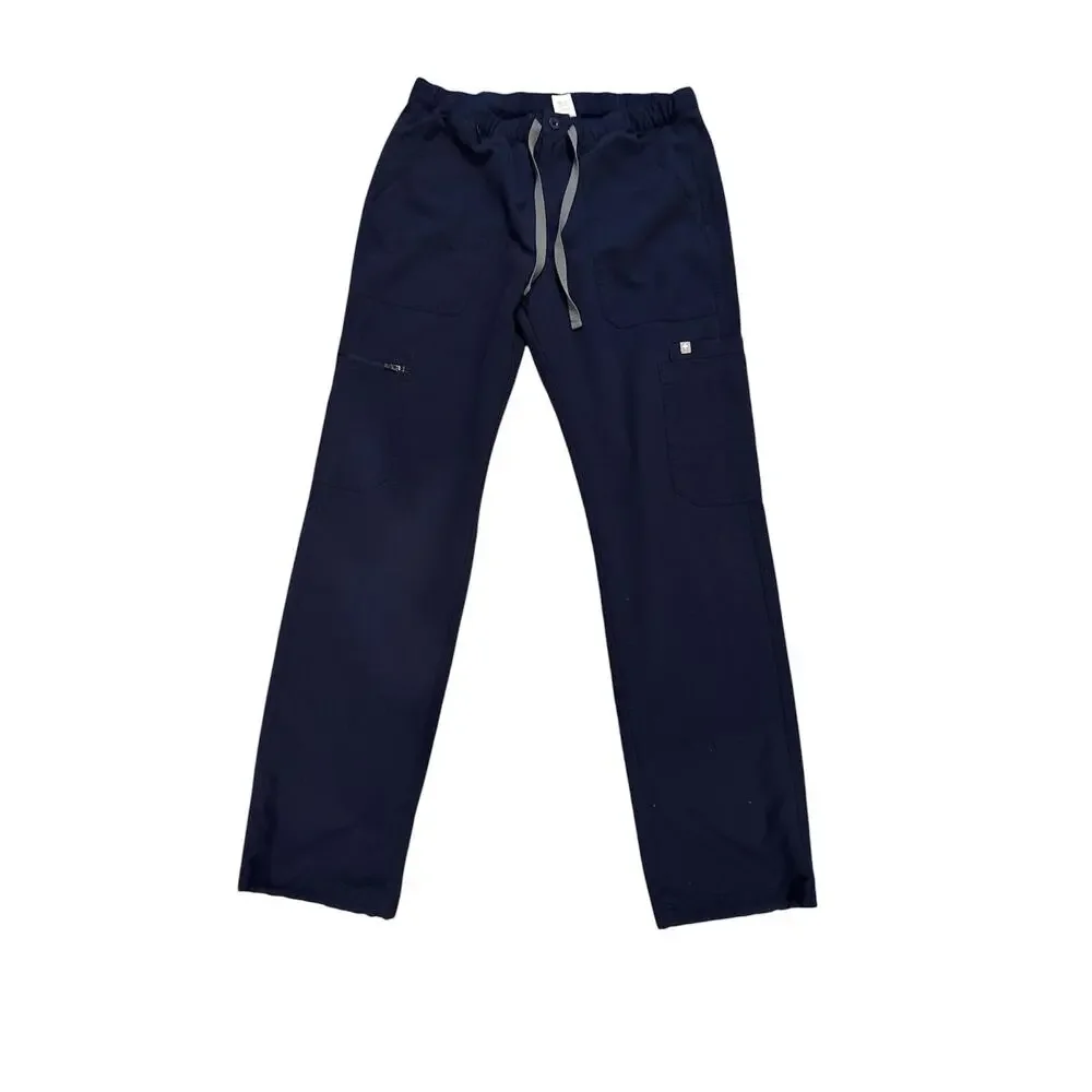 Figs cairo straight legs men’s small scrub pants in navy blue. Zipper fly